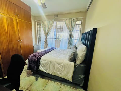 Room, 1 Bedroom, Balcony, Garden View | 1 bedroom