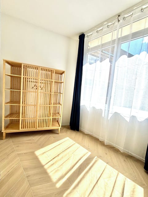 Double or Twin Room, Ensuite, City View | Hypo-allergenic bedding, down comforters, memory foam beds, minibar