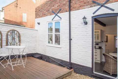 House | Terrace/patio