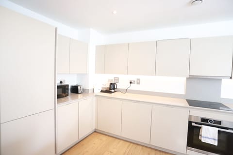 Apartment | Private kitchen | Fridge, microwave, oven, stovetop