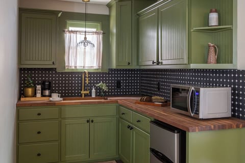 Carriage | Private kitchen | Microwave