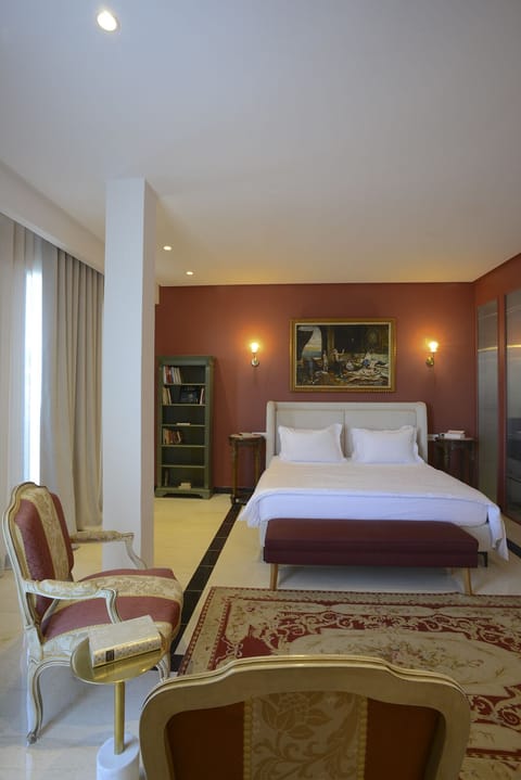 Deluxe Double Room, Private Bathroom | Free WiFi, bed sheets