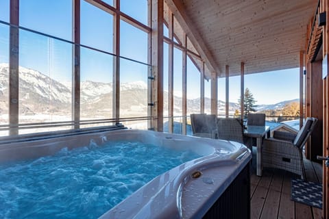 Superior Ferienwohnung mit Galerie, Sauna & Außenbadewanne | Terrace/patio