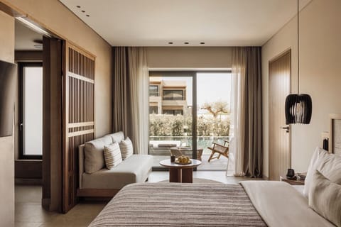 Junior Studio Suite, Private Pool | Minibar, free WiFi, bed sheets