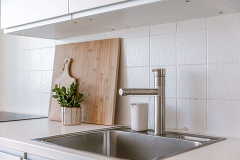 Apartment | 2 bedrooms, desk, Internet