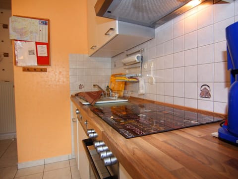 Apartment | Private kitchen | Highchair