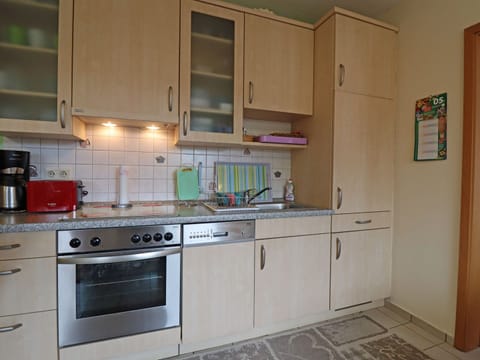 Apartment | Private kitchen | Electric kettle, highchair