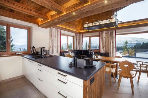 Chalet | Private kitchen | Electric kettle, toaster, highchair