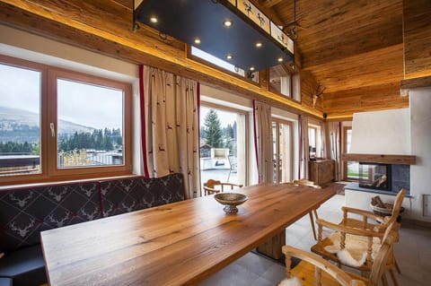 Chalet | Dining
