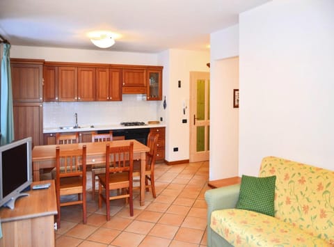 Apartment | Private kitchen | Fridge, oven, stovetop, dishwasher