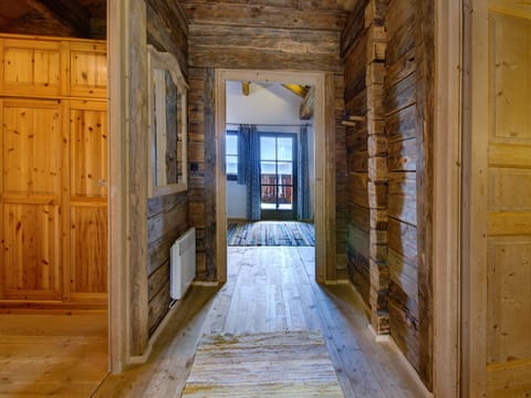 Apartment | Reception