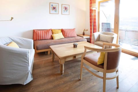 Apartment | Living room