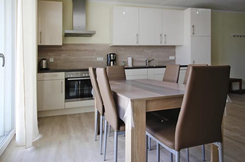 House | Private kitchen | Electric kettle, toaster