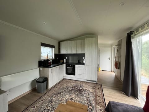 House | Private kitchen | Electric kettle, toaster