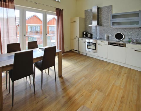 Apartment | Private kitchen | Electric kettle, toaster