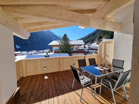 Apartment | Balcony