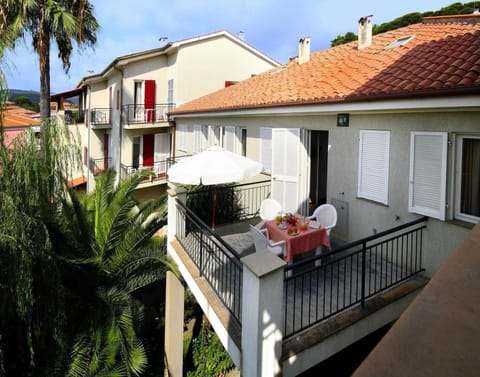 Apartment | Balcony