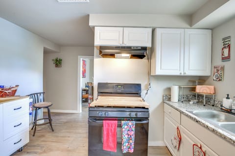 House (3 Bedrooms) | Interior