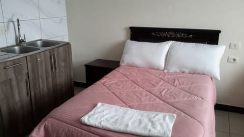 Single Room, City View | Laptop workspace, free WiFi