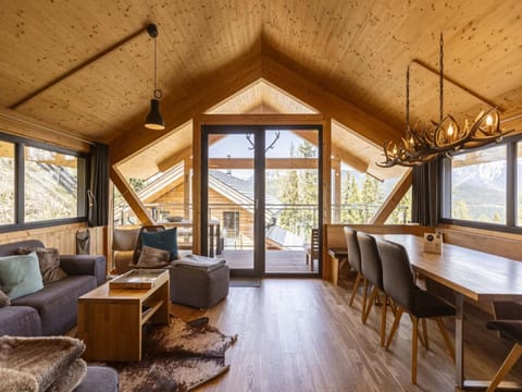 Chalet | Living area