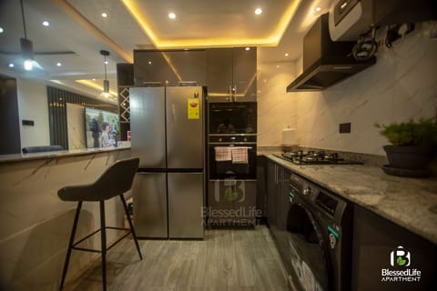 Apartment | Private kitchen | Fridge, microwave, oven, stovetop