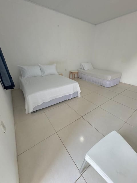 Basic Apartment | Free WiFi, bed sheets