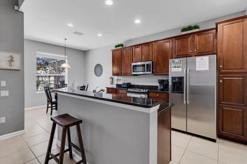 Villa, Multiple Beds, Pool Access, Pool View (2538 Windsor Hills) | Private kitchen | Fridge, microwave, oven, stovetop