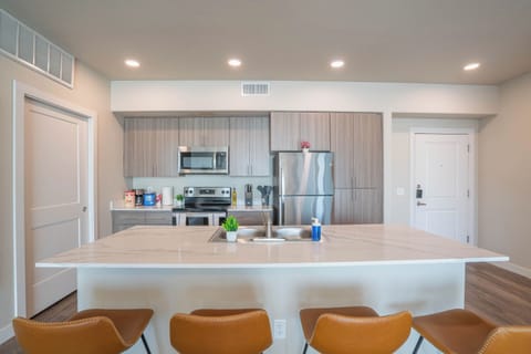 Superior Apartment, 2 Bedrooms, Balcony | Private kitchen | Full-size fridge, microwave, oven, stovetop