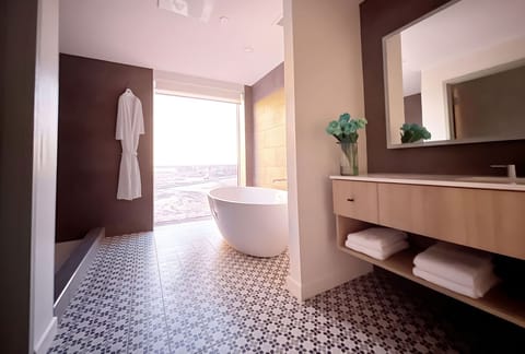 Luxury Suite, Beach View | Bathroom | Free toiletries, hair dryer, bathrobes, heated floors