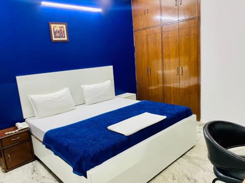 Royal Double Room, City View | Free WiFi, bed sheets