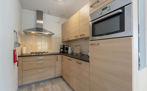 Apartment | Private kitchen | Fridge, microwave, dishwasher, coffee/tea maker