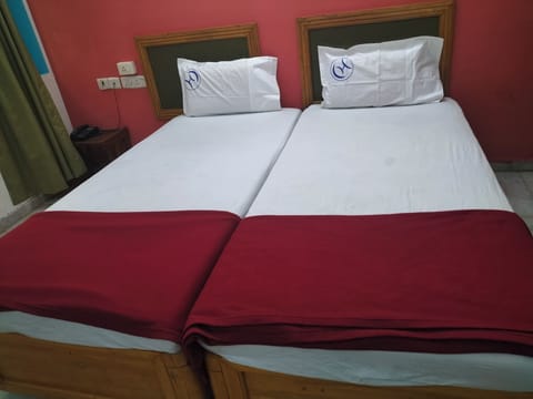 Deluxe Double Room | Free WiFi