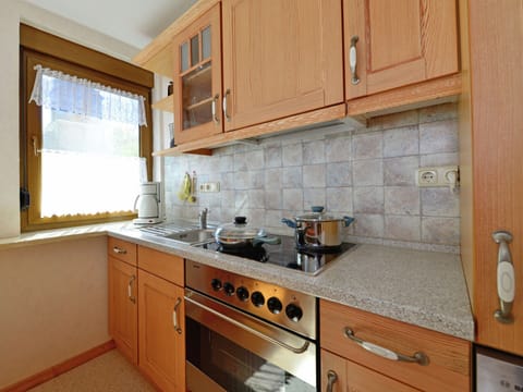 Classic Apartment, 1 Bedroom | Private kitchen | Fridge, oven, dishwasher, coffee/tea maker