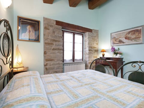 Comfort House, 4 Bedrooms | 8 bedrooms, individually furnished, bed sheets