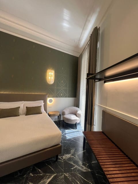 Deluxe Room | Egyptian cotton sheets, premium bedding, down comforters, pillowtop beds