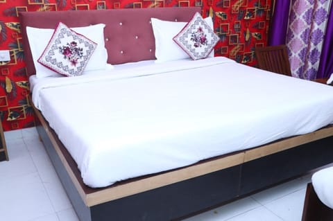 Family Room, City View | Free WiFi, bed sheets