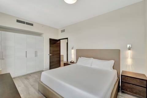 1 bedroom, blackout drapes, free WiFi