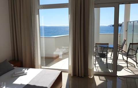 Superior Quadruple Room, 2 Bedrooms, Balcony, Sea View | Blackout drapes, iron/ironing board, cribs/infant beds, free WiFi