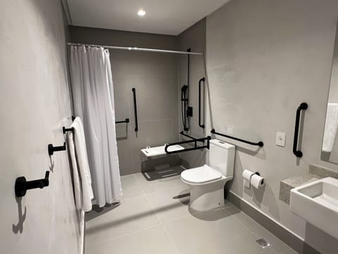 Superior Room | Bathroom | Shower, hair dryer, towels, soap