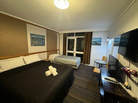 Family Double or Twin Room | Free WiFi, bed sheets