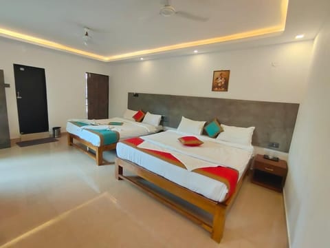 Standard Double Room | Free WiFi