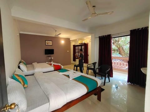 Deluxe Double Room | Free WiFi