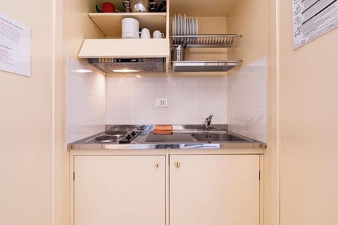 Comfort Apartment, Kitchenette | Private kitchen