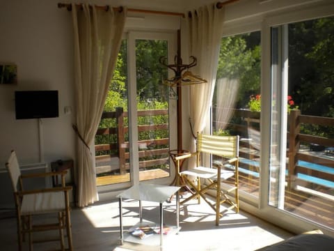 Room, 1 Bedroom | Bed sheets