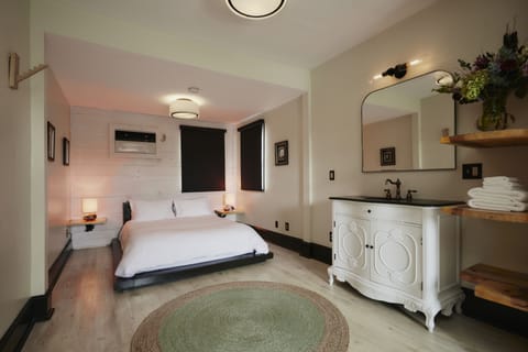 Storyville Suite  | Premium bedding, in-room safe, iron/ironing board, free WiFi