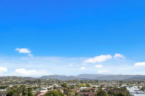 Apartment, 2 Bedrooms, Ocean View | Balcony view