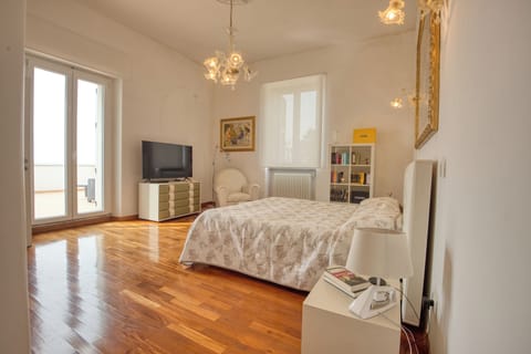 Junior Suite | Frette Italian sheets, premium bedding, down comforters, free minibar