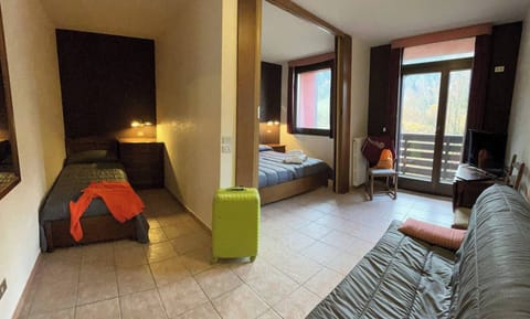 Family Room | Bed sheets