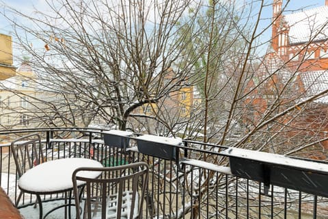 Superior Apartment, City View | Balcony