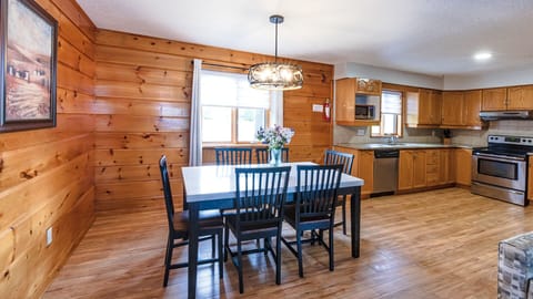 Family Villa, 2 Bedrooms, Kitchen | Dining room